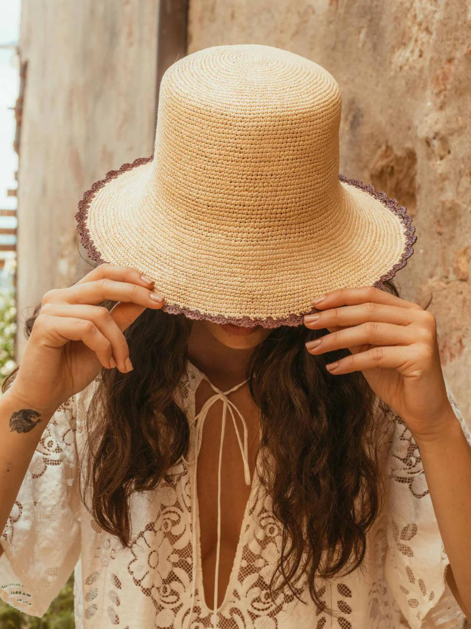 Freya Shell Crochet Bucket Hat in Natural/Butterscotch