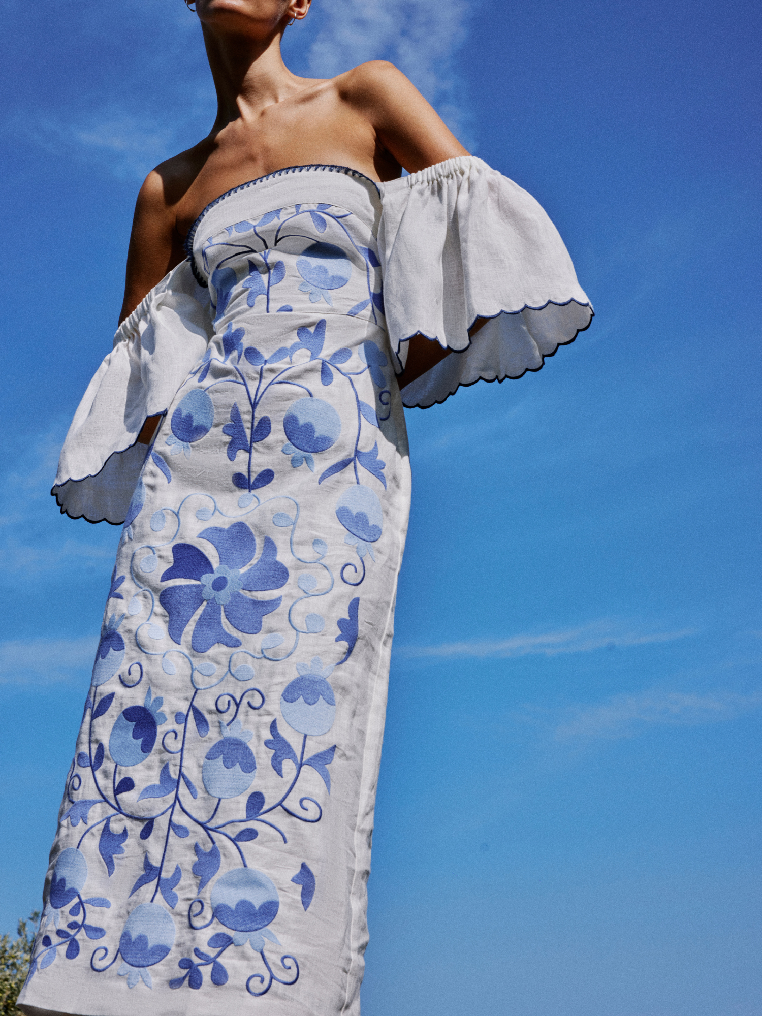 Lug Von Siga Aisha Uzbek Dress Off White & Blue